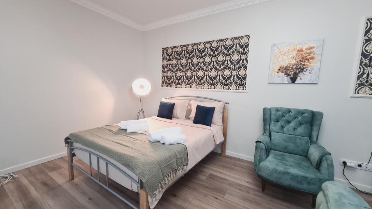 Appartement 5* Luxury Near Avram Iancu Sq New. Private Parking à Cluj-Napoca Extérieur photo