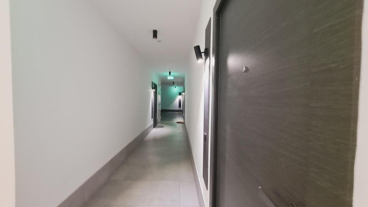 Appartement 5* Luxury Near Avram Iancu Sq New. Private Parking à Cluj-Napoca Extérieur photo